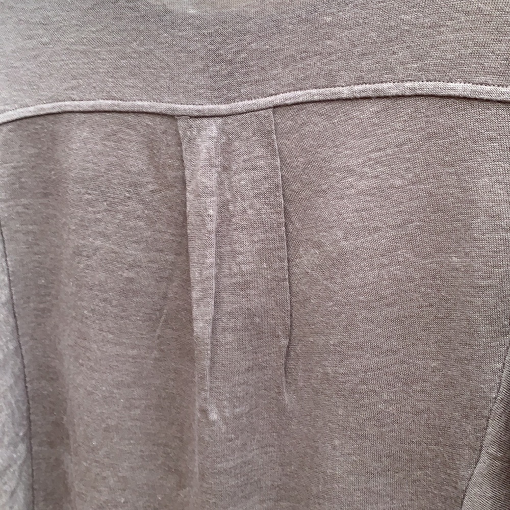 Vince linen long sleeve pocket henley top in taupe - Picture 8 of 11